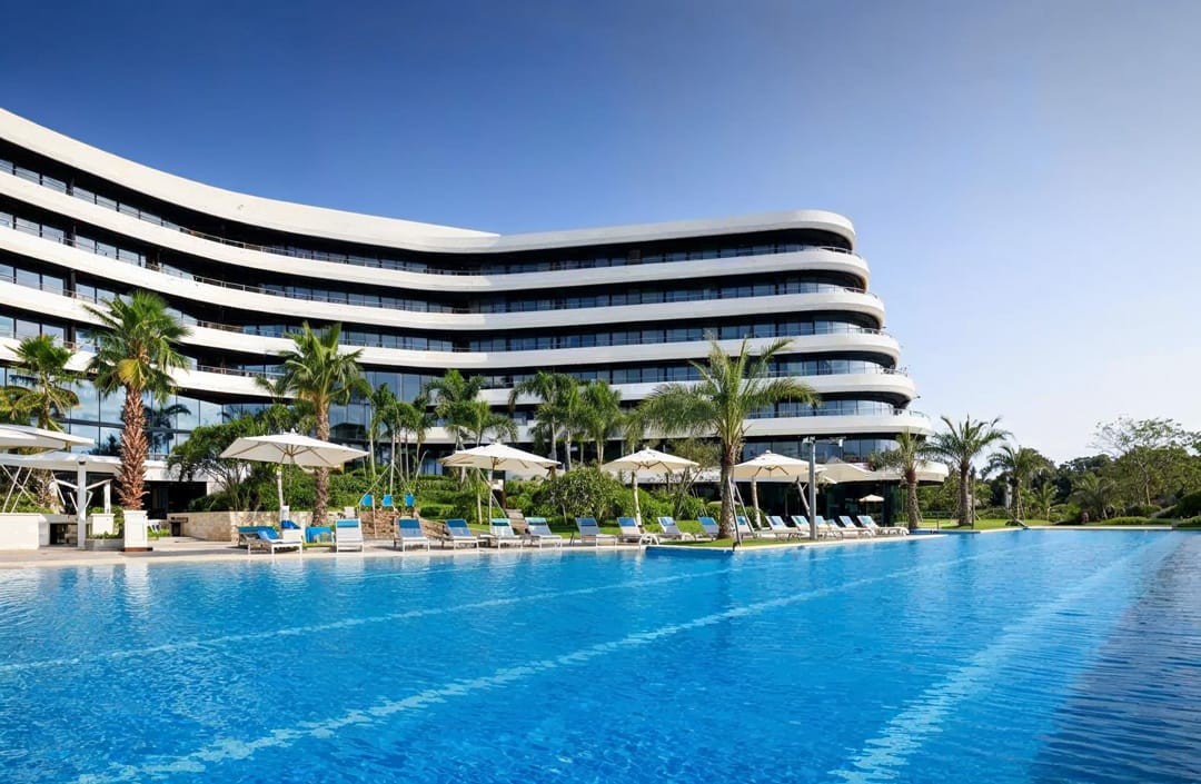 Island Hotel